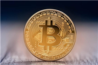 如果08年买入比特币会怎样?会亏吗?