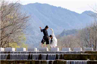 安岚携手复星艺术中心助力邱岸雄"觉山知水"艺术项目