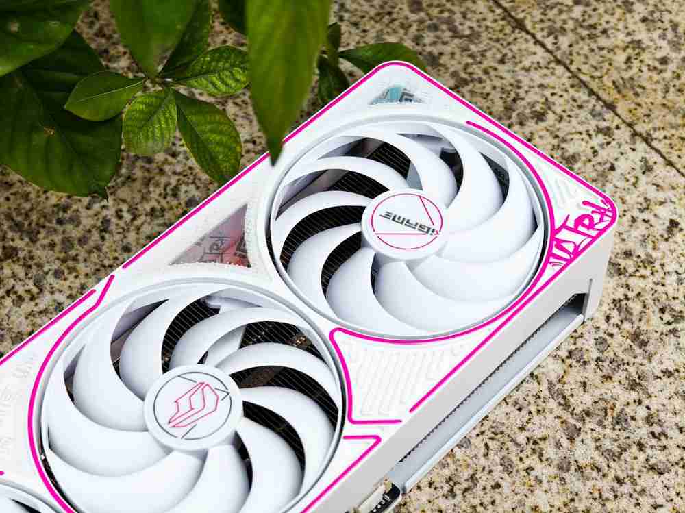 主流玩家再一次狂欢：七彩虹igame geforce rtx 5070 ultra w oc 12gb评测