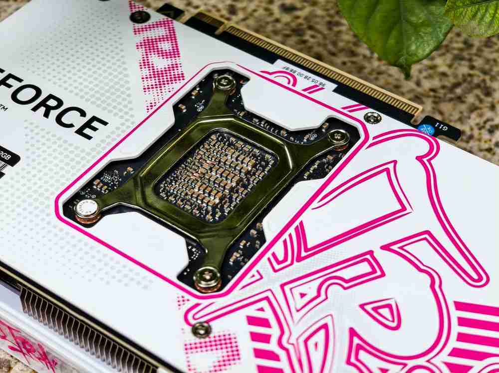 主流玩家再一次狂欢：七彩虹igame geforce rtx 5070 ultra w oc 12gb评测
