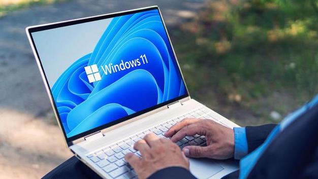 windows更新时卡住不动怎么处理