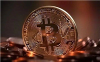 特朗普关税政策引发币圈崩盘,比特币以太币暴跌恐慌蔓延