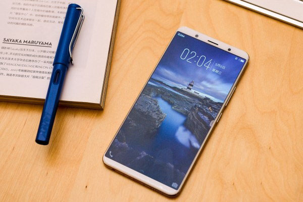 vivo x20和荣耀v9哪个值得买？华为荣耀v9与vivo x20区别对比详细评测