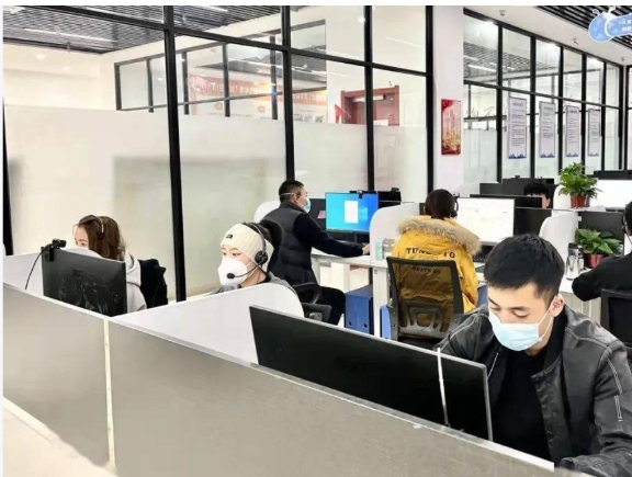蚂蚁云客服兼职一个月多少钱?去哪里应聘?
