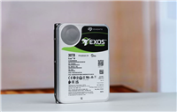每碟片3TB! 希捷银河Exos M 30TB企业级硬盘评测