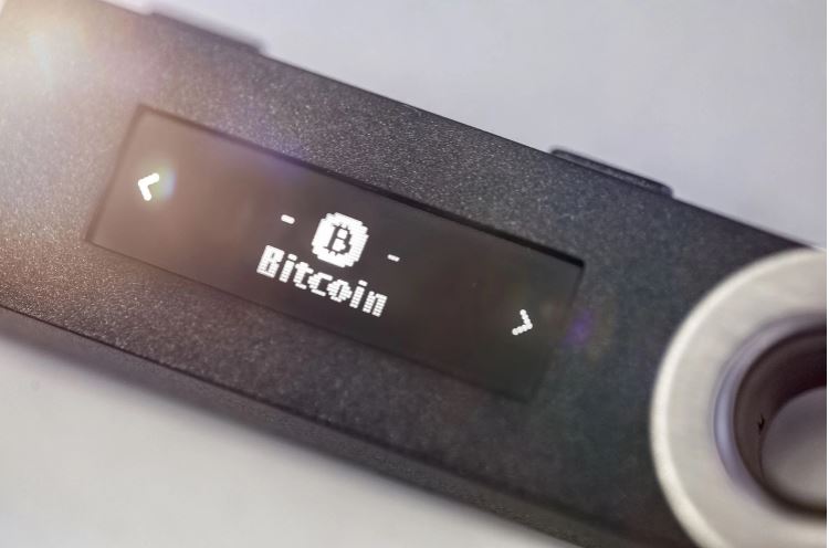 使用加密硬件钱包安全提示