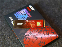 游戏本 Gen5 扩容新选项! 宏碁 N8000 PCIe 5.0 2TB 固态硬盘评测